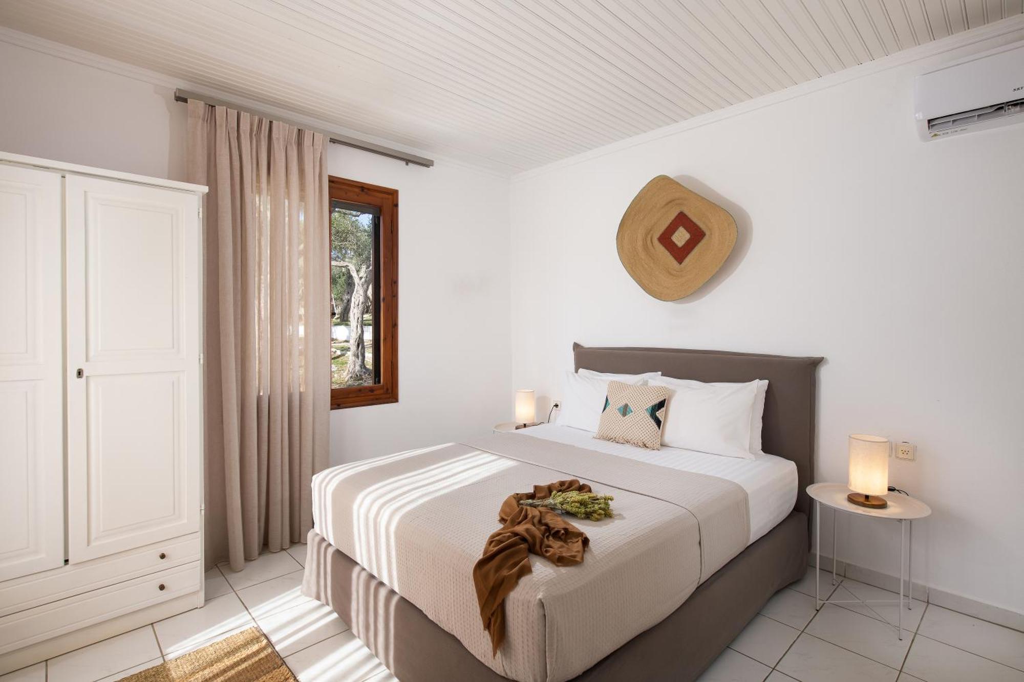 Acroterra - Easy Living Aparthotel Alikí Kültér fotó