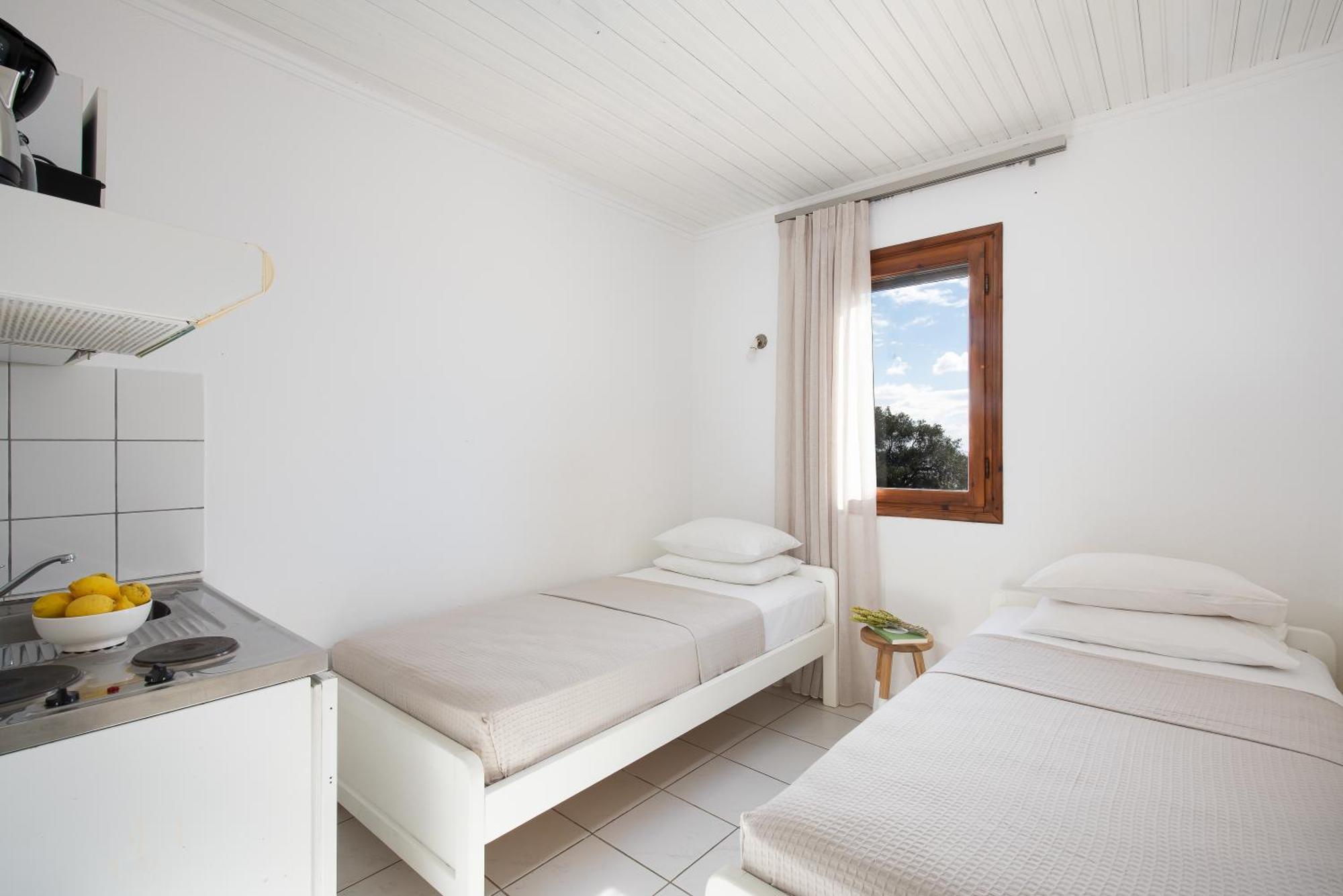 Acroterra - Easy Living Aparthotel Alikí Kültér fotó
