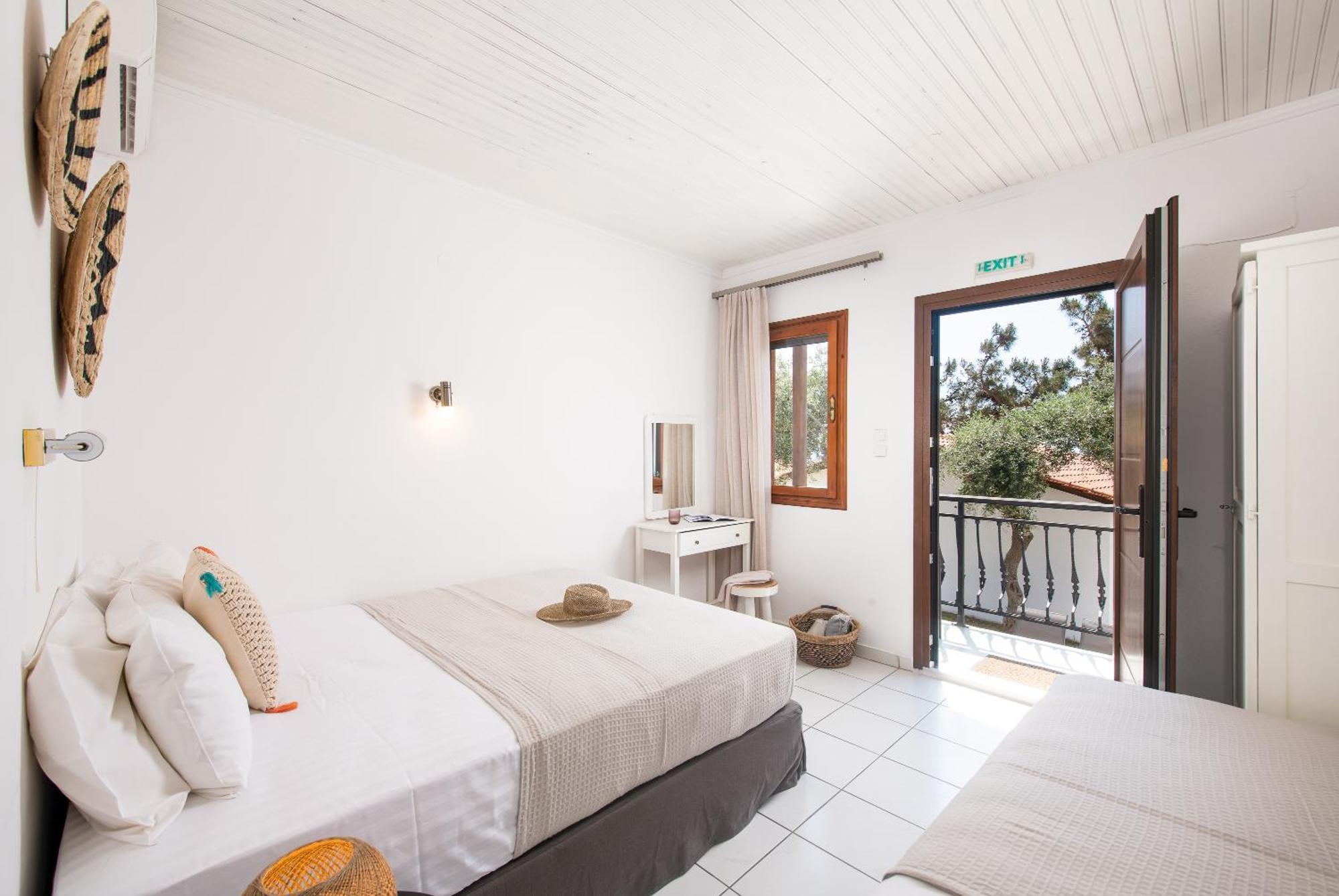 Acroterra - Easy Living Aparthotel Alikí Kültér fotó